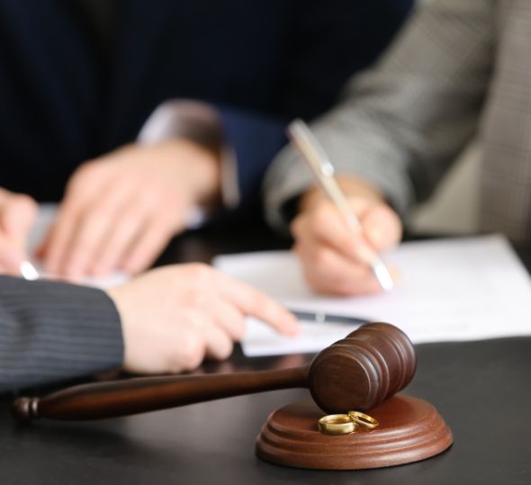 Why Spousal Maintenance Matters for Mesa Families